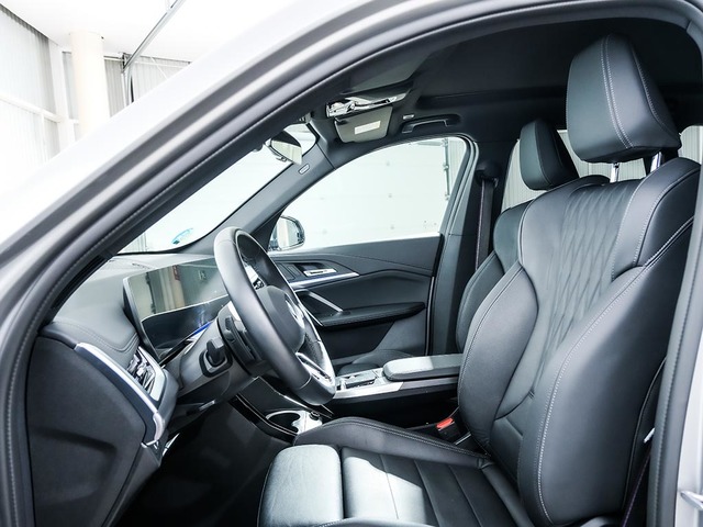 BMW X1 sDrive20d color Gris Plata. Año 2024. 120KW(163CV). Diésel. En concesionario Oliva Motor Tarragona de Tarragona