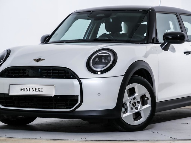 fotoG 5 del MINI MINI 5 Puertas Cooper C 115 kW (156 CV) 156cv Gasolina del 2025 en Tarragona