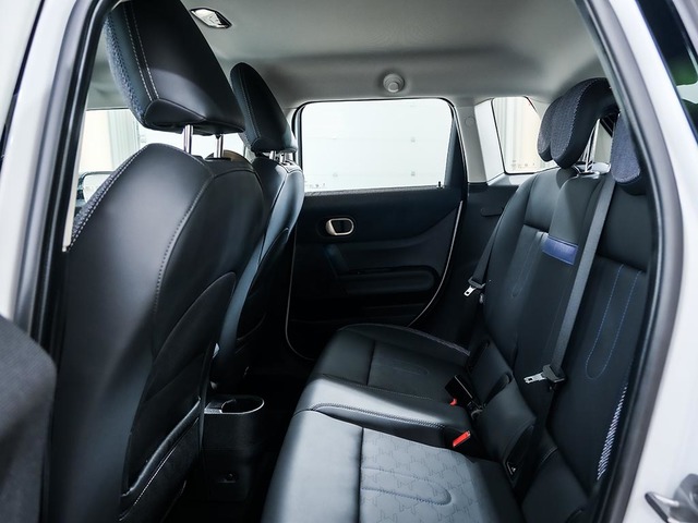 fotoG 8 del MINI MINI 5 Puertas Cooper C 115 kW (156 CV) 156cv Gasolina del 2025 en Tarragona