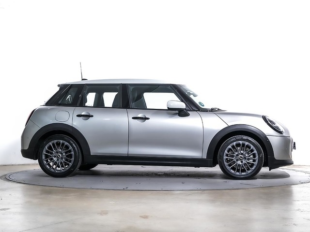 fotoG 11 del MINI MINI 5 Puertas Cooper C 115 kW (156 CV) 156cv Gasolina del 2025 en Tarragona