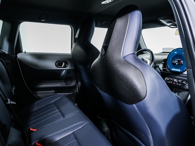 fotoG 16 del MINI MINI 5 Puertas Cooper C 115 kW (156 CV) 156cv Gasolina del 2025 en Tarragona