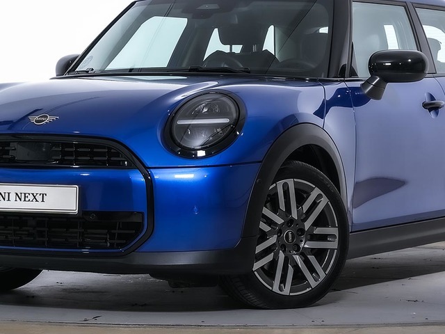 fotoG 5 del MINI MINI 5 Puertas Cooper C 115 kW (156 CV) 156cv Gasolina del 2025 en Tarragona