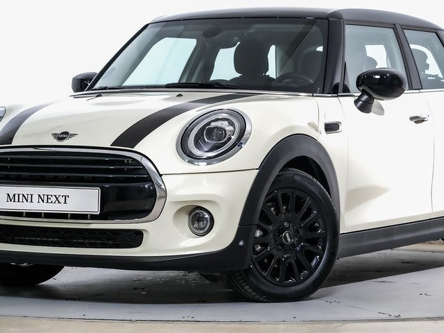 fotoG 5 del MINI MINI 5 Puertas Cooper 100 kW (136 CV) 136cv Gasolina del 2021 en Tarragona