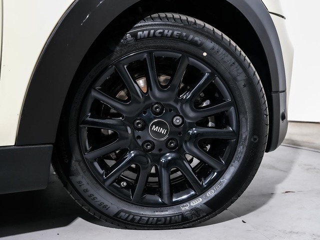 fotoG 13 del MINI MINI 5 Puertas Cooper 100 kW (136 CV) 136cv Gasolina del 2021 en Tarragona