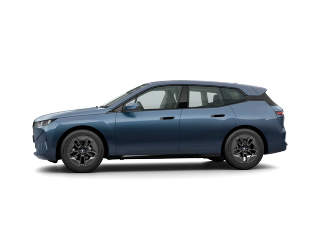 BMW iX xDrive45 color Azul. Año 2025. 300KW(408CV). Eléctrico. En concesionario BYmyCAR Madrid - Alcalá de Madrid