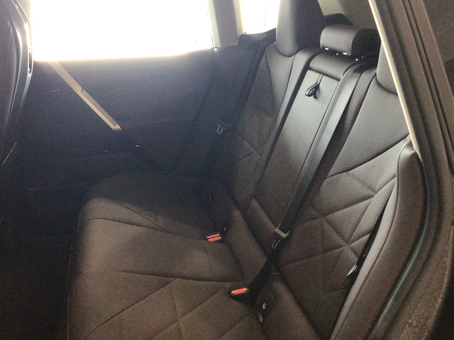 BMW iX xDrive45 color Azul. Año 2025. 300KW(408CV). Eléctrico. En concesionario BYmyCAR Madrid - Algete de Madrid