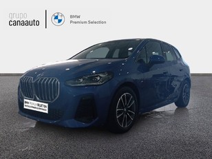 Fotos de BMW Serie 2 218d Active Tourer color Azul. Año 2025. 110KW(150CV). Diésel. En concesionario PELICAN - TACO de Sta. C. Tenerife
