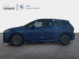 Fotos de BMW Serie 2 218d Active Tourer color Azul. Año 2025. 110KW(150CV). Diésel. En concesionario PELICAN - TACO de Sta. C. Tenerife