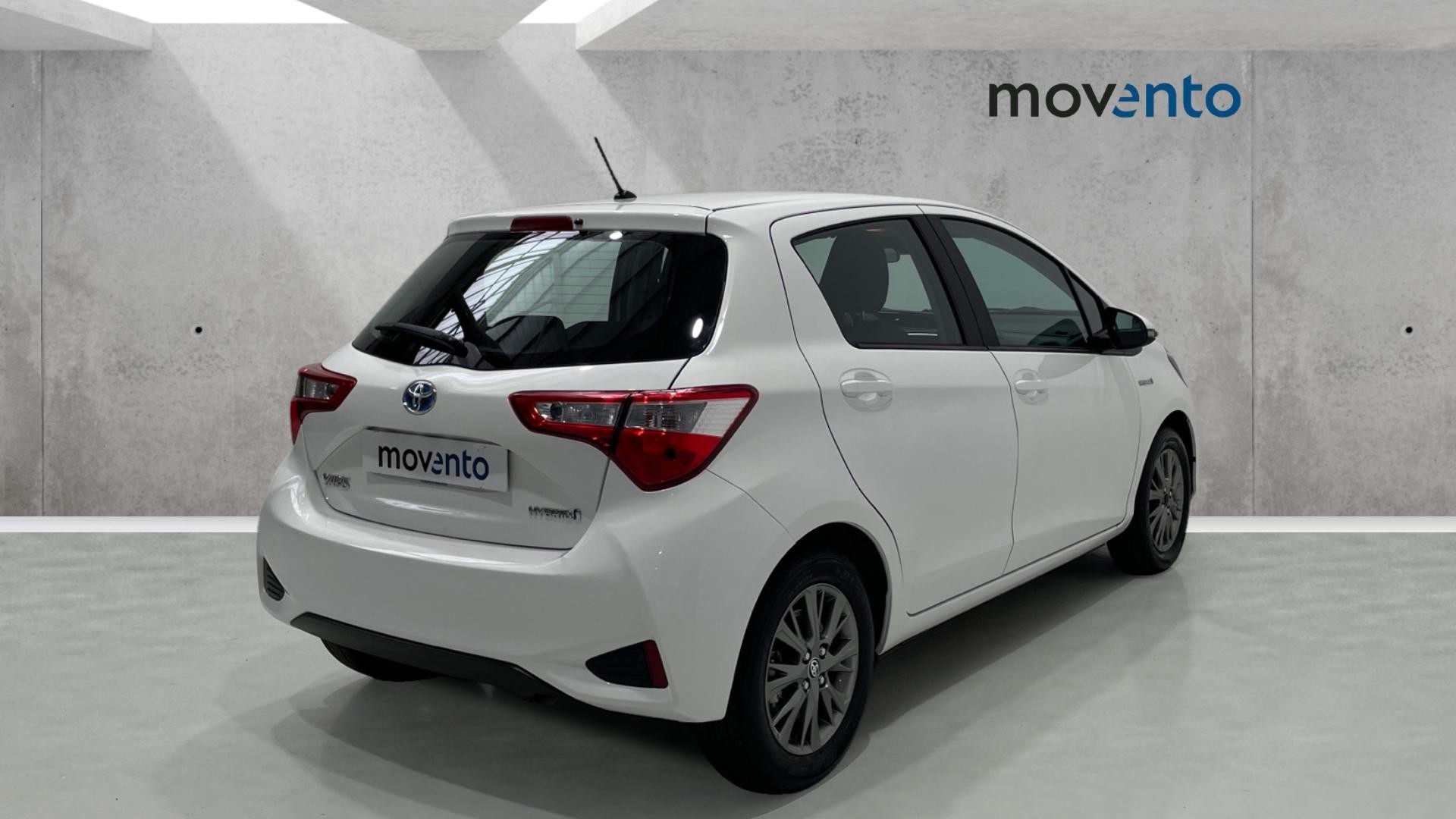 Toyota Yaris 1.5 100H en Barcelona