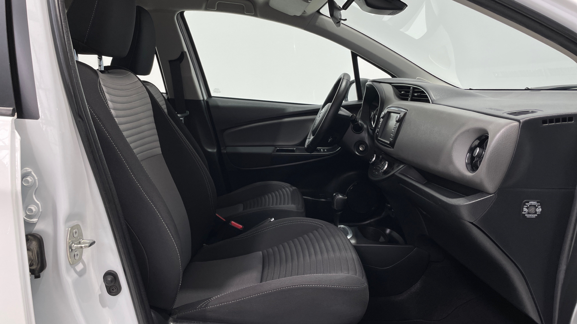 Toyota Yaris 1.5 100H en Barcelona