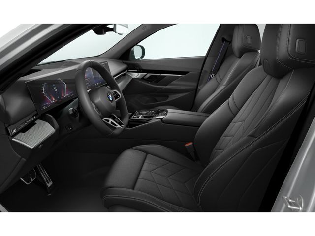 BMW Serie 5 520d Touring color Gris. Año 2025. 145KW(197CV). Diésel. En concesionario Albamocion S.L. ALBACETE de Albacete