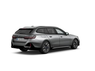 Fotos de BMW Serie 5 520d Touring color Gris. Año 2025. 145KW(197CV). Diésel. En concesionario Albamocion S.L. ALBACETE de Albacete