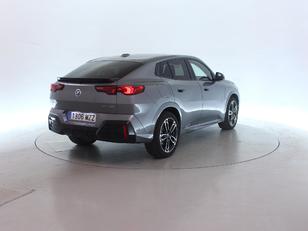 BMW iX2 eDrive20 color Gris. Año 2025. 150KW(204CV). Eléctrico. 