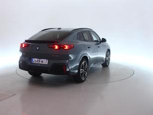 BMW iX2 eDrive20 color Verde. Año 2024. 150KW(204CV). Eléctrico. 