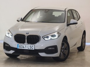 BMW Serie 1 116d color Blanco. Año 2021. 85KW(116CV). Diésel. 