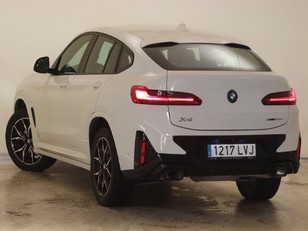 BMW X4 xDrive20d color Blanco. Año 2021. 140KW(190CV). Diésel. 