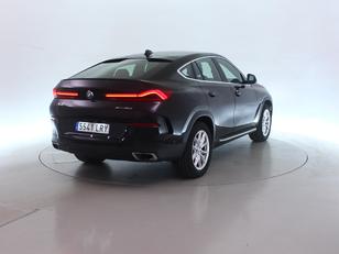 BMW X6 xDrive30d color Negro. Año 2021. 210KW(286CV). Diésel. 