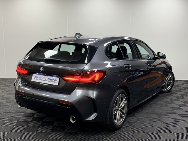BMW Serie 1 118d color Gris. Año 2021. 110KW(150CV). Diésel. En concesionario Maberauto de Castellón