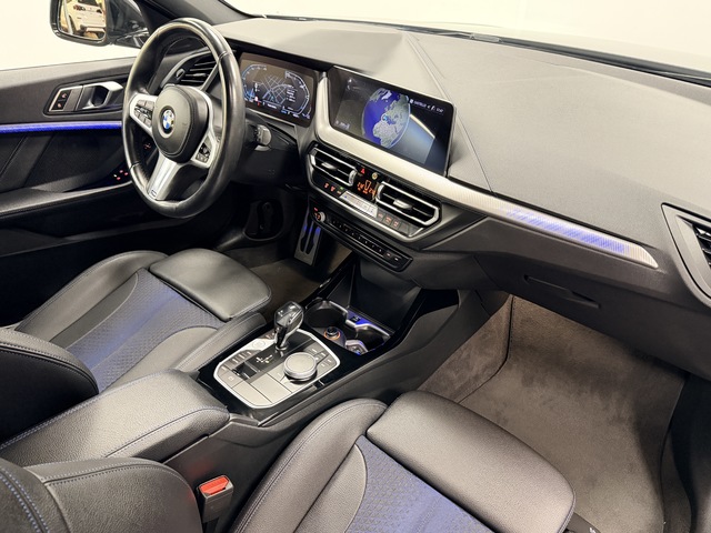 BMW Serie 1 118d color Gris. Año 2021. 110KW(150CV). Diésel. En concesionario Maberauto de Castellón
