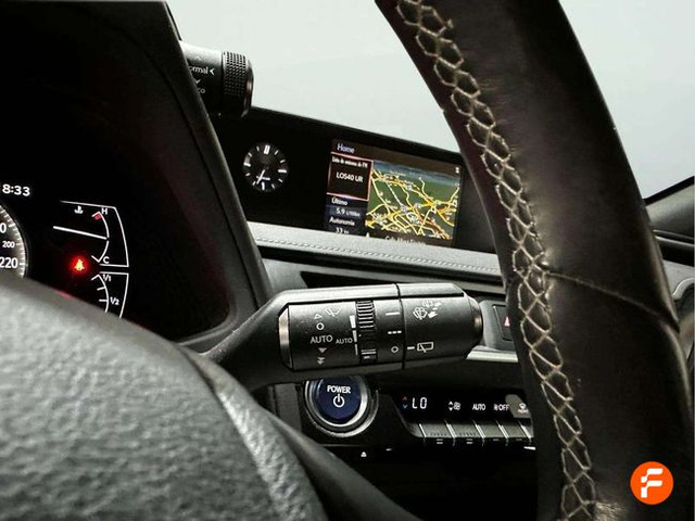 Foto 12 Lexus UX 250h Business Navigation 2WD 135 kW (184 CV)