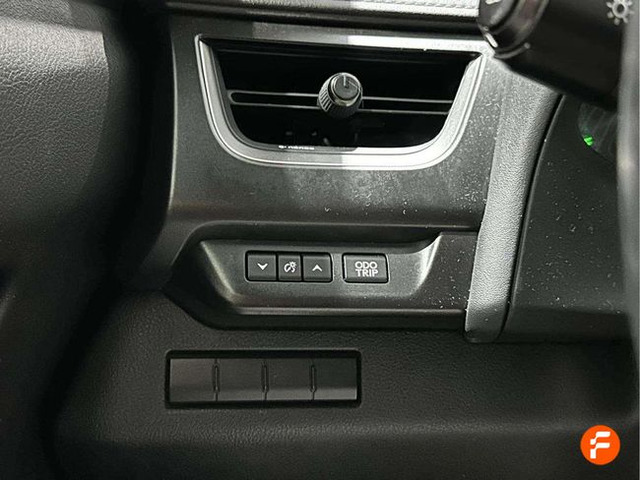 Foto 13 Lexus UX 250h Business Navigation 2WD 135 kW (184 CV)