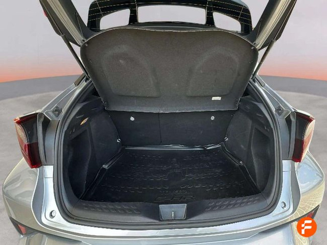 Foto 10 Toyota C-HR 140H Advance 103 kW (140 CV)