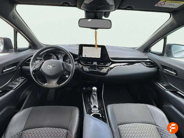 Foto 11 Toyota C-HR 140H Advance 103 kW (140 CV)