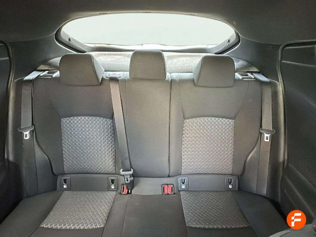 Foto 19 Toyota C-HR 140H Advance 103 kW (140 CV)