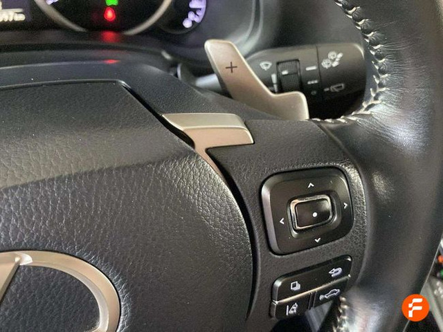 Foto 14 Lexus NX 300h Business Navigation 2WD 145 kW (197 CV)