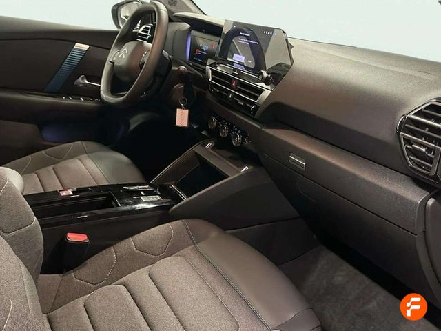 Foto 11 Citroen ë-C4 X 50KWh eléctrico Business Edition 100 kW (136 CV)