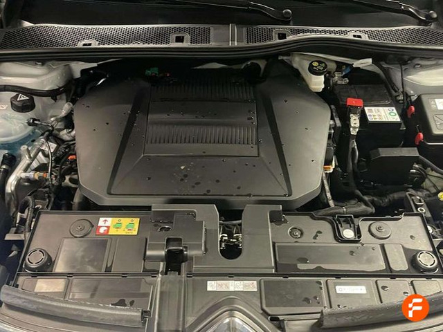 Foto 20 Citroen ë-C4 X 50KWh eléctrico Business Edition 100 kW (136 CV)