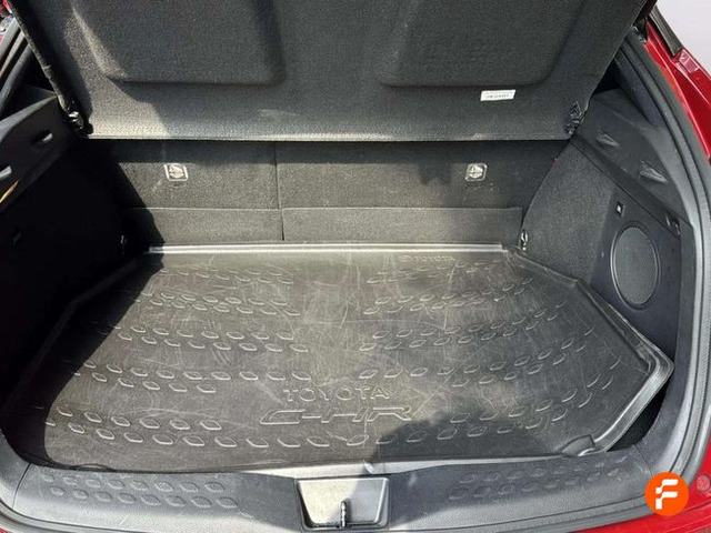 Foto 18 Toyota C-HR 180H Advance 135 kW (184 CV)