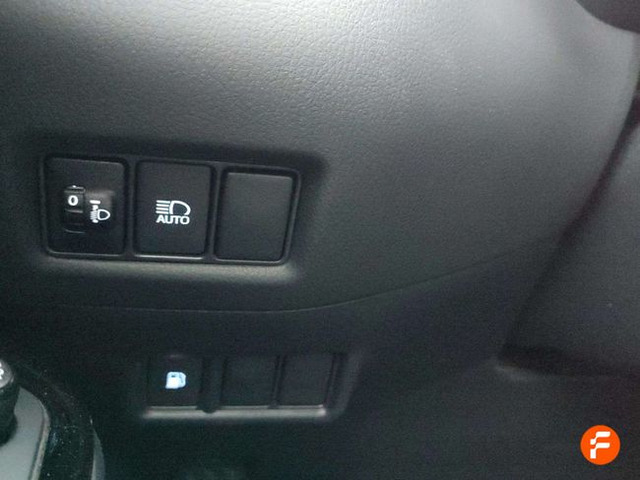 Foto 8 Toyota C-HR 180H Advance 135 kW (184 CV)