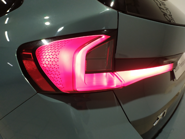 BMW X1 sDrive20d color Verde. Año 2025. 120KW(163CV). Diésel. En concesionario Hispamovil Elche de Alicante