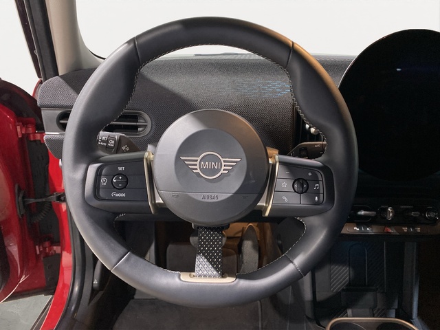 fotoG 14 del MINI MINI 5 Puertas Cooper C 115 kW (156 CV) 156cv Gasolina del 2025 en Alicante