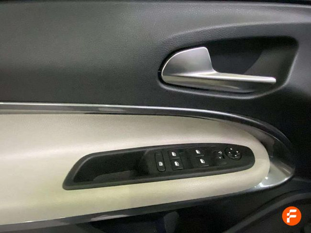 Foto 11 Fiat 600 1.2 MHEV Icon DDCT 81 kW (110 CV)