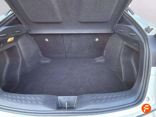 Foto 8 Toyota C-HR 1.8 125H Active 90 kW (122 CV)