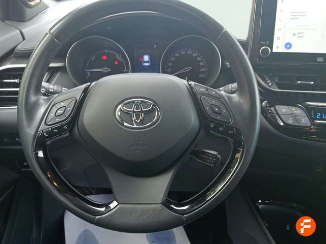 Foto 19 Toyota C-HR 1.8 125H Advance 90 kW (122 CV)
