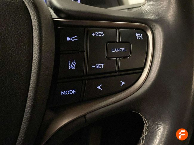 Foto 21 Lexus UX 250h Premium 135 kW (184 CV)