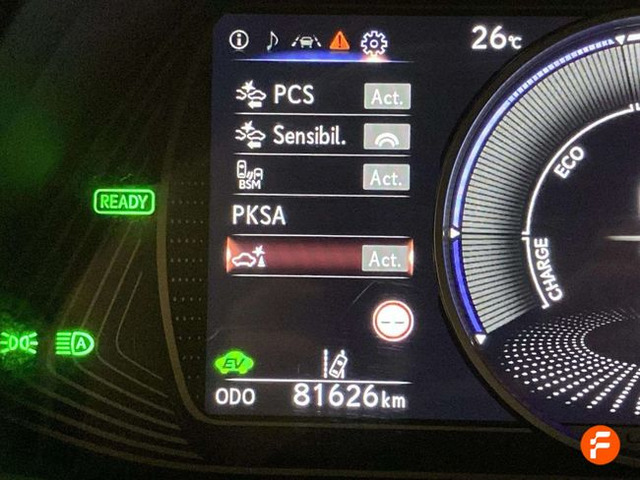 Foto 39 Lexus UX 250h Premium 135 kW (184 CV)