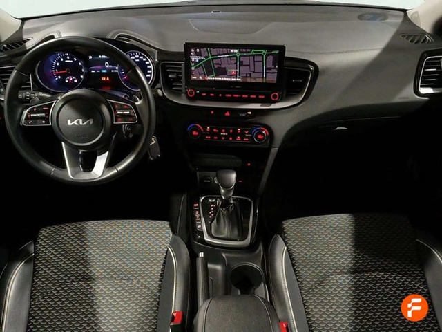 Foto 16 Kia Ceed 1.5 MHEV Tech DCT 118 kW (160 CV)