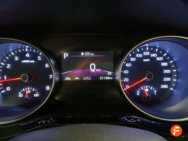 Foto 20 Kia Ceed 1.5 MHEV Tech DCT 118 kW (160 CV)