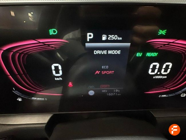 Foto 28 Kia Niro 1.6 GDi PHEV Drive 135 kW (183 CV)