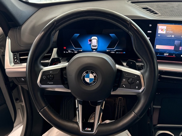 BMW X1 sDrive18d color Blanco. Año 2024. 110KW(150CV). Diésel. En concesionario Burgocar (Bmw y Mini) de Burgos