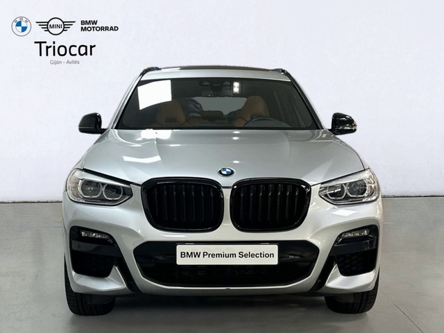 BMW X3 xDrive30e color Gris Plata. Año 2021. 215KW(292CV). Híbrido Electro/Gasolina. En concesionario Triocar Gijón (Bmw y Mini) de Asturias