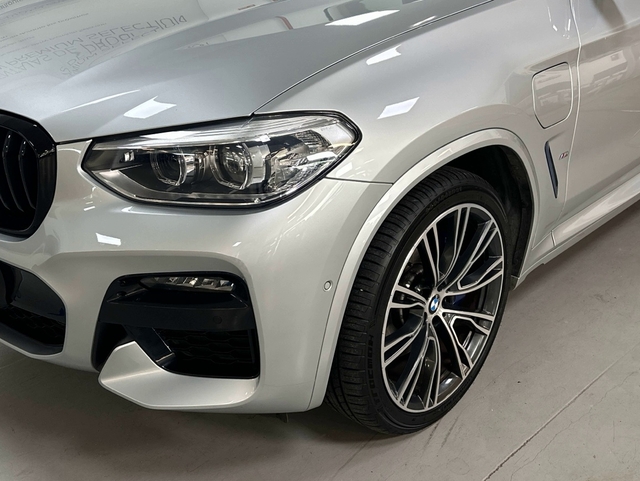 BMW X3 xDrive30e color Gris Plata. Año 2021. 215KW(292CV). Híbrido Electro/Gasolina. En concesionario Triocar Gijón (Bmw y Mini) de Asturias