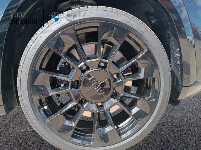 BMW XM 50e color Negro. Año 2025. 350KW(476CV). Híbrido Electro/Gasolina. En concesionario DEMO de Sta. C. Tenerife