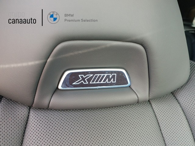 BMW XM 50e color Negro. Año 2025. 350KW(476CV). Híbrido Electro/Gasolina. En concesionario DEMO de Sta. C. Tenerife