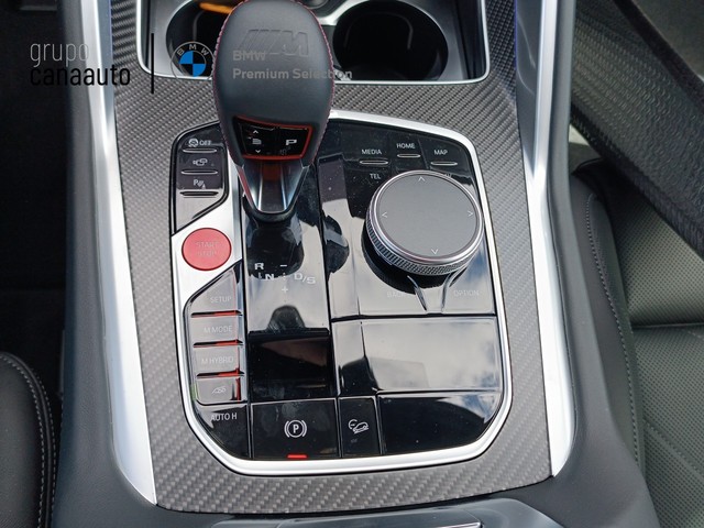 BMW XM 50e color Negro. Año 2025. 350KW(476CV). Híbrido Electro/Gasolina. En concesionario DEMO de Sta. C. Tenerife