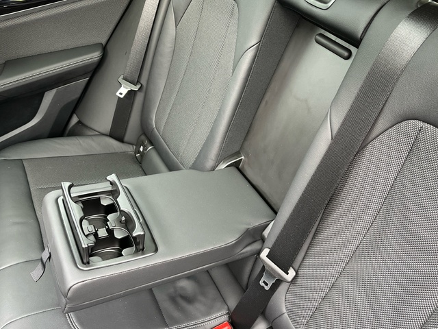 BMW X3 xDrive20d color Negro. Año 2021. 140KW(190CV). Diésel. En concesionario Celtamotor Vigo de Pontevedra